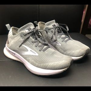 Women’s Brooks Levitate Tennis Shoes